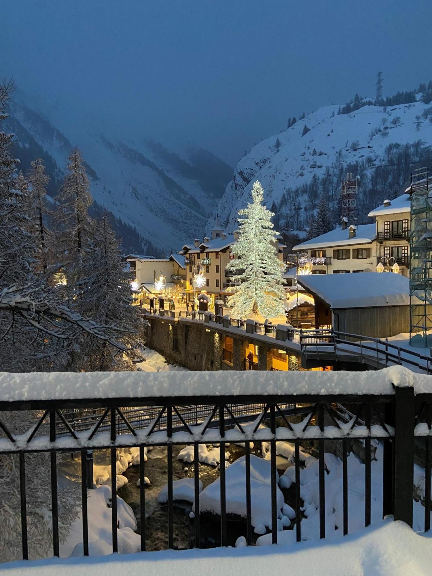 Les Cheminees Apartman La Thuile Kültér fotó